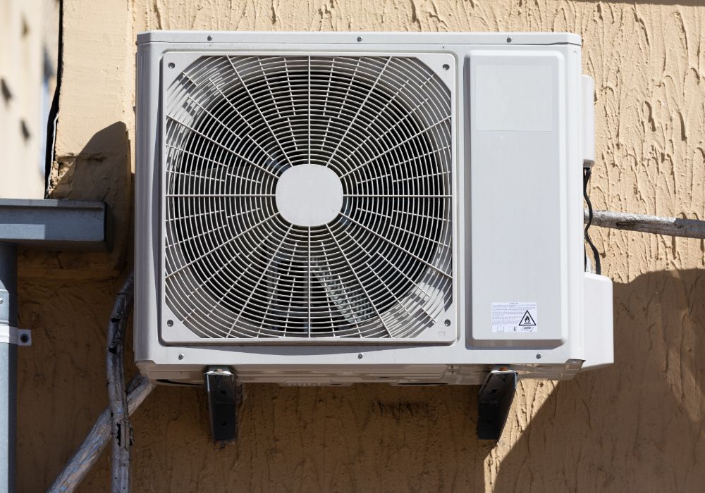 Energy efficient central cooling