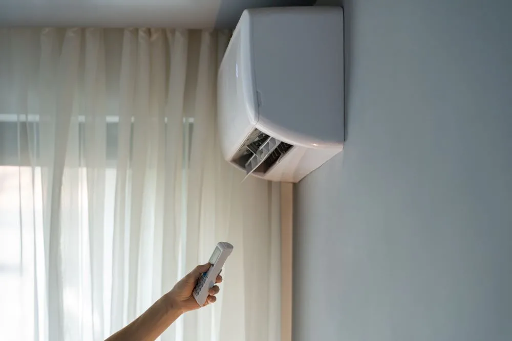AC Blows Out Warm Air