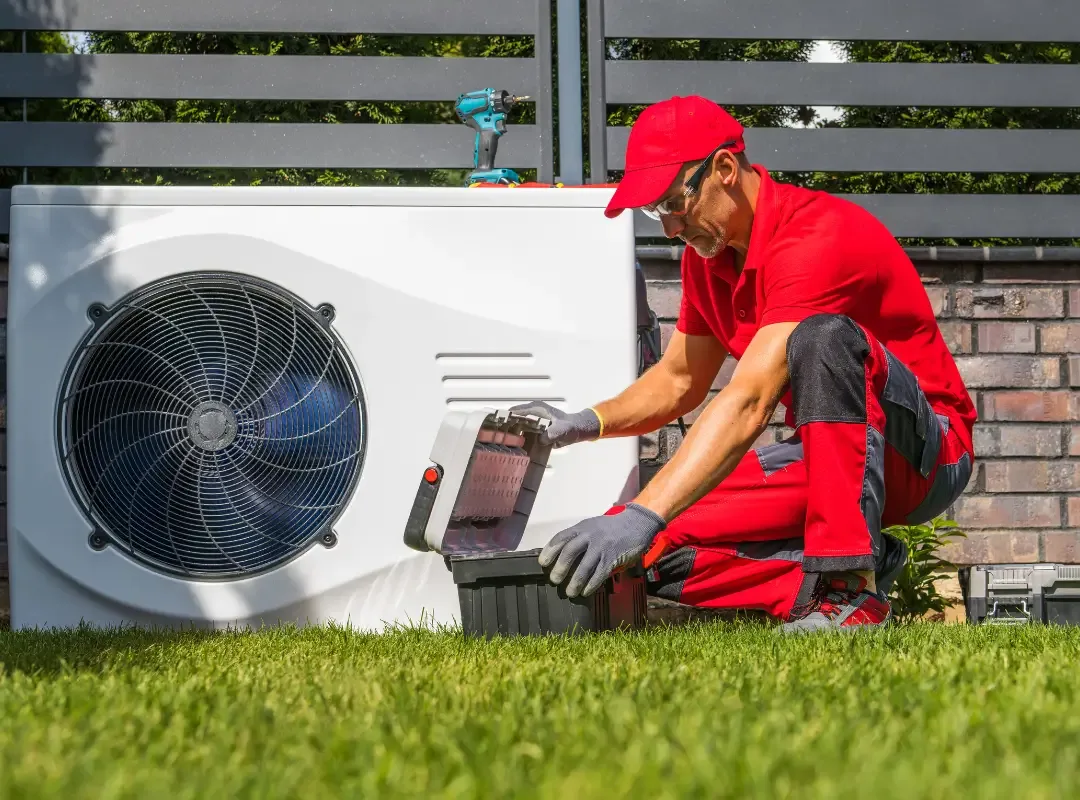 How does a variable stage heat pump work